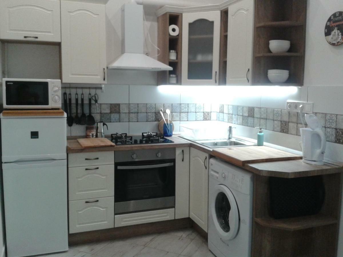 Lily Apartman Budapest Exteriör bild