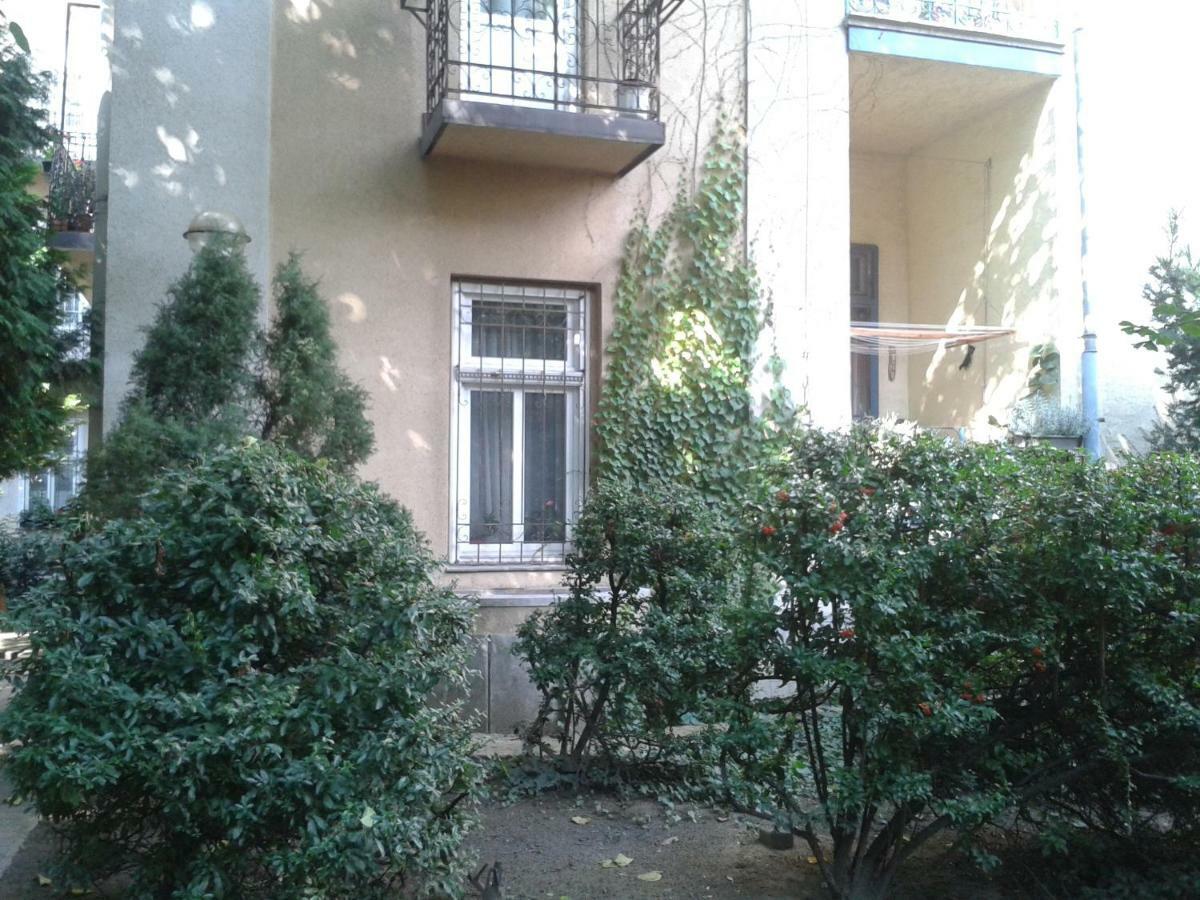 Lily Apartman Budapest Exteriör bild